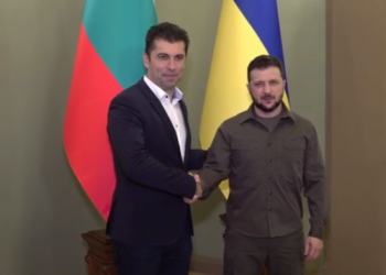 Кирил Петков се срещна със Зеленски