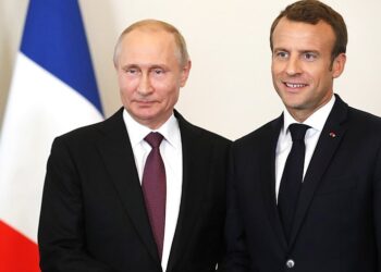 Зеленски: Макрон поиска Украйна да направи отстъпки, за да помогне на Путин да запази достойнството си