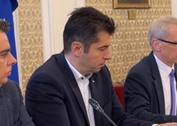 Започна срещата на акад. Денков с парламентарните партии за втория мандат