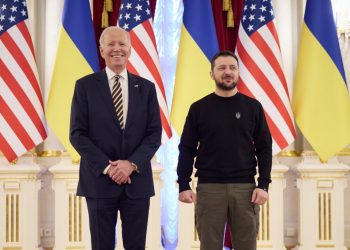 Американският президент е на посещение в Украйна