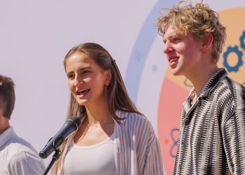 ЧСУ „Наука за деца“ осигурява безплатно обучение за деца с таланти и висок успех